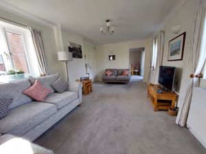 Living room- click for photo gallery